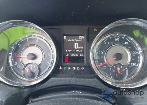 2015 Chrysler Town & Country Limited Platinum z USA, uszkodzony, nr VIN 2C4RC1GG2FR574184